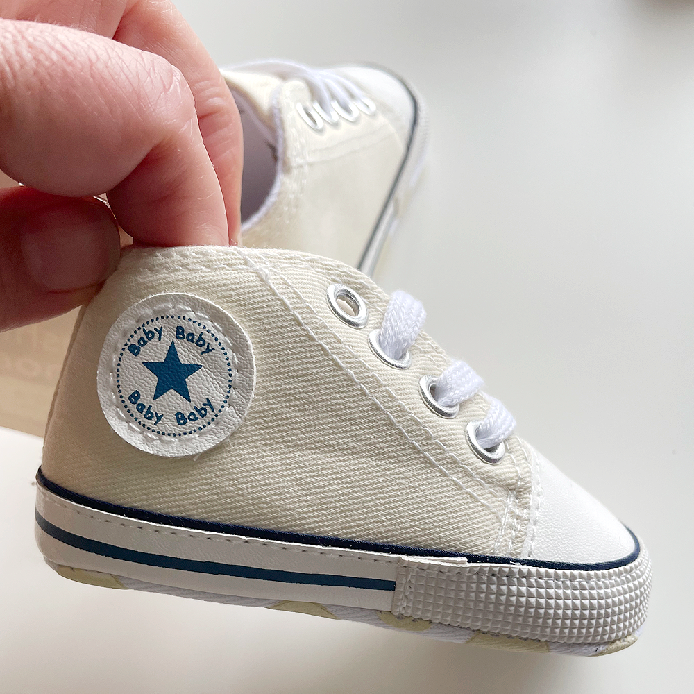 Montón de Adolescente práctica Zapatillas de tela para bebé tipo Converse - Elfi e Fate